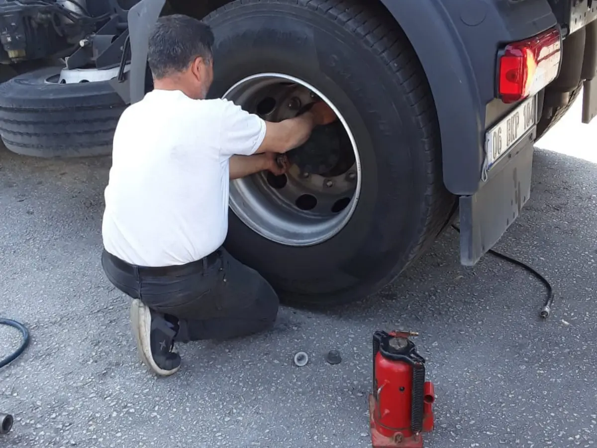 Aladağ Oto Lastikçi